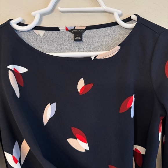 Ann Taylor Black Office Blouse Small - Picture 2 of 3